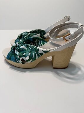 Sanctuary Reggae Tropical Platform Block Heel Sandals Ivory Green Ankle Strap 8